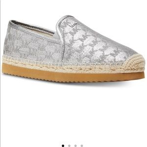 Pretty silver monogram jacquard slip on